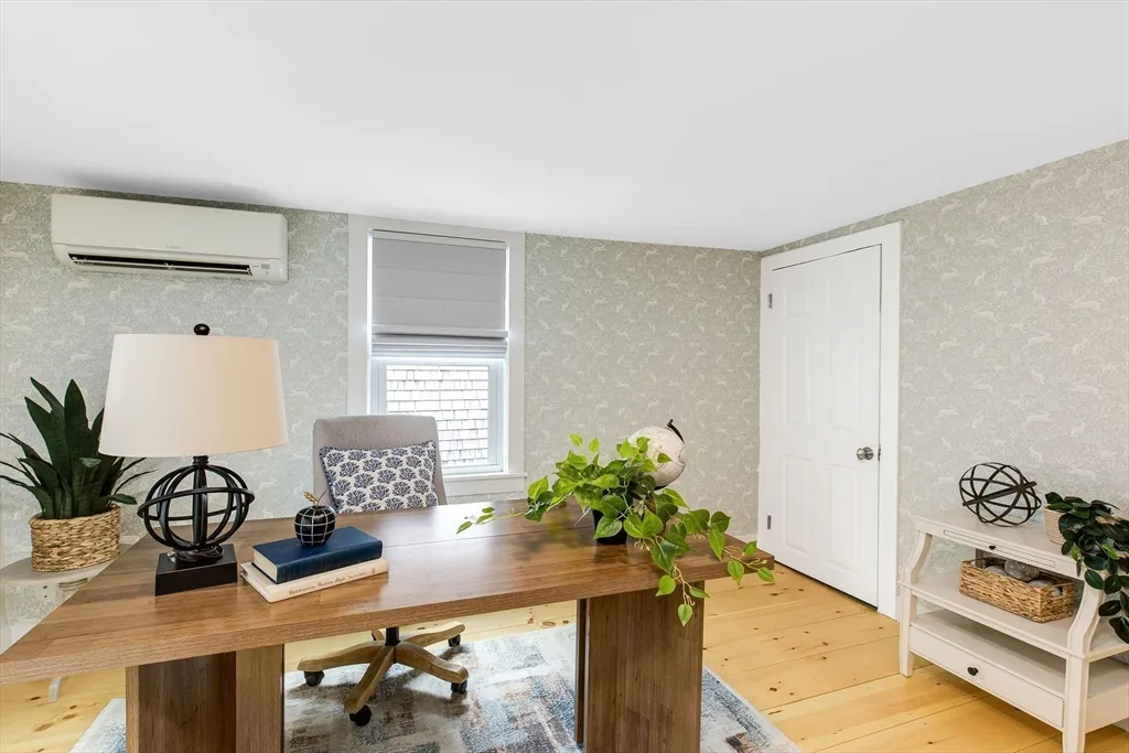 2 bed, 1 bath apartment for rent at 7 Summer St Unit 7, Newburyport — photo 11 of 22