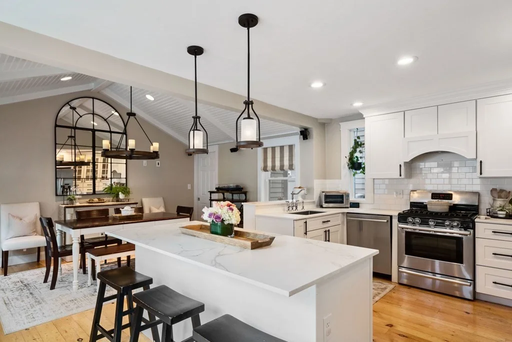 4 bed, 2 bath apartment for rent at 7 Summer St Unit SF, Charlestown