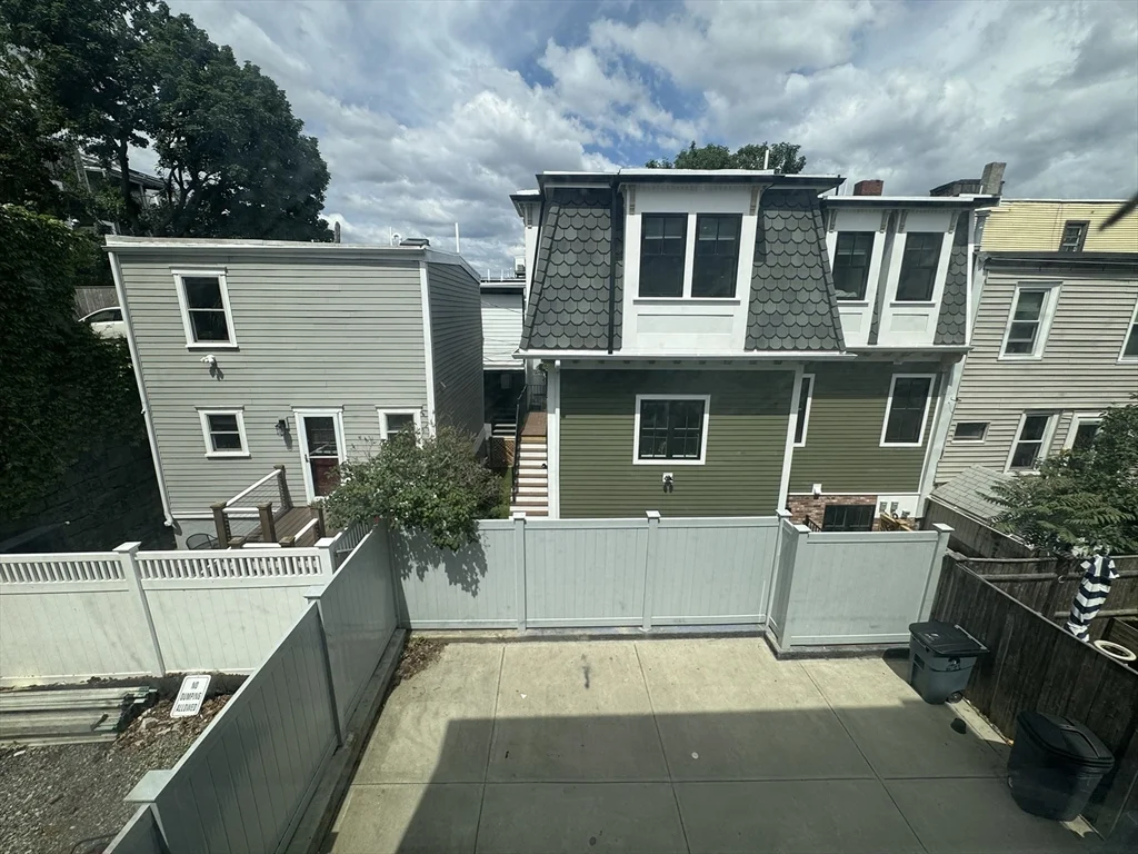 2 bed, 1 bath apartment for rent at 7 Sumner Pl Unit 2, East Boston — photo 15 of 17