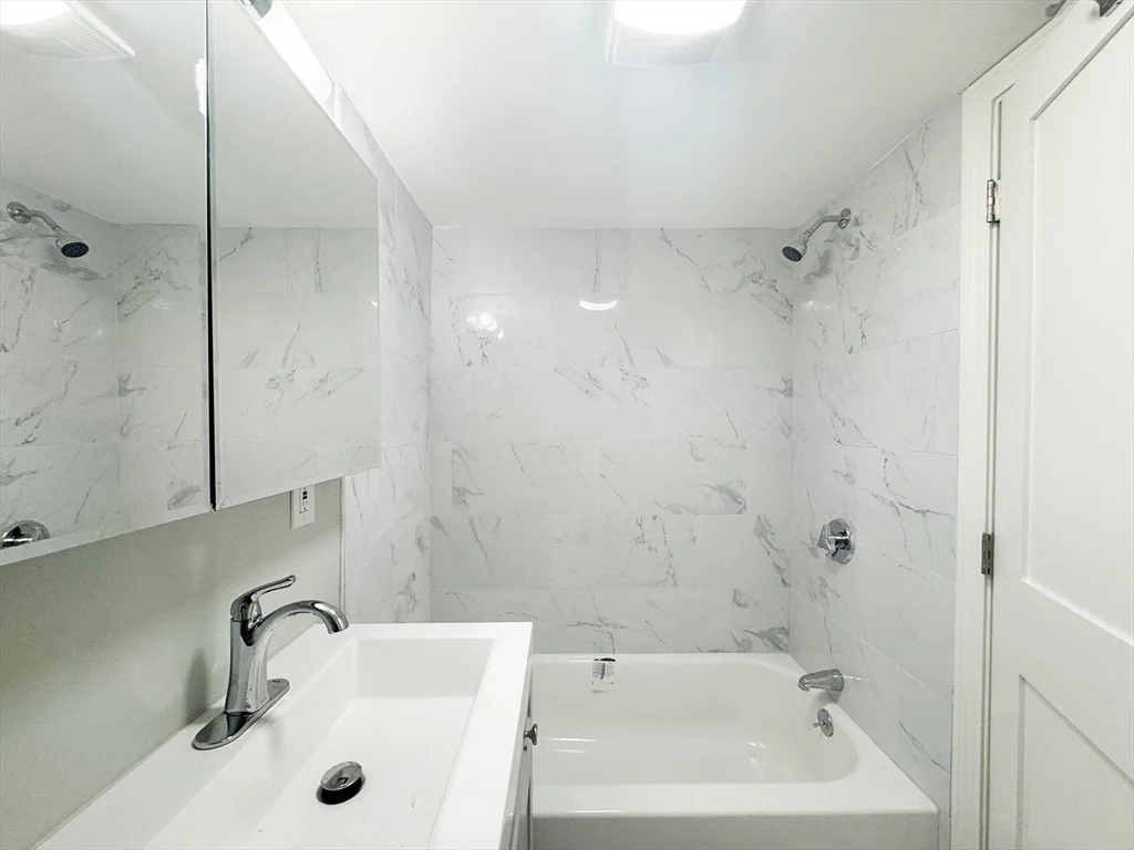 2 bed, 1 bath apartment for rent at 7 Sumner Pl Unit 2, East Boston — photo 11 of 17