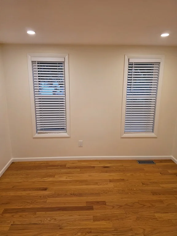 2 bed, 1 bath apartment for rent at 7 Superior St Unit 1, Swampscott — photo 27 of 40