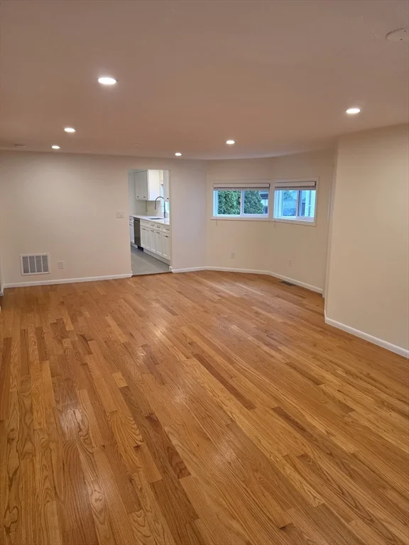 2 bed, 1 bath apartment for rent at 7 Superior St Unit 1, Swampscott — photo 12 of 40