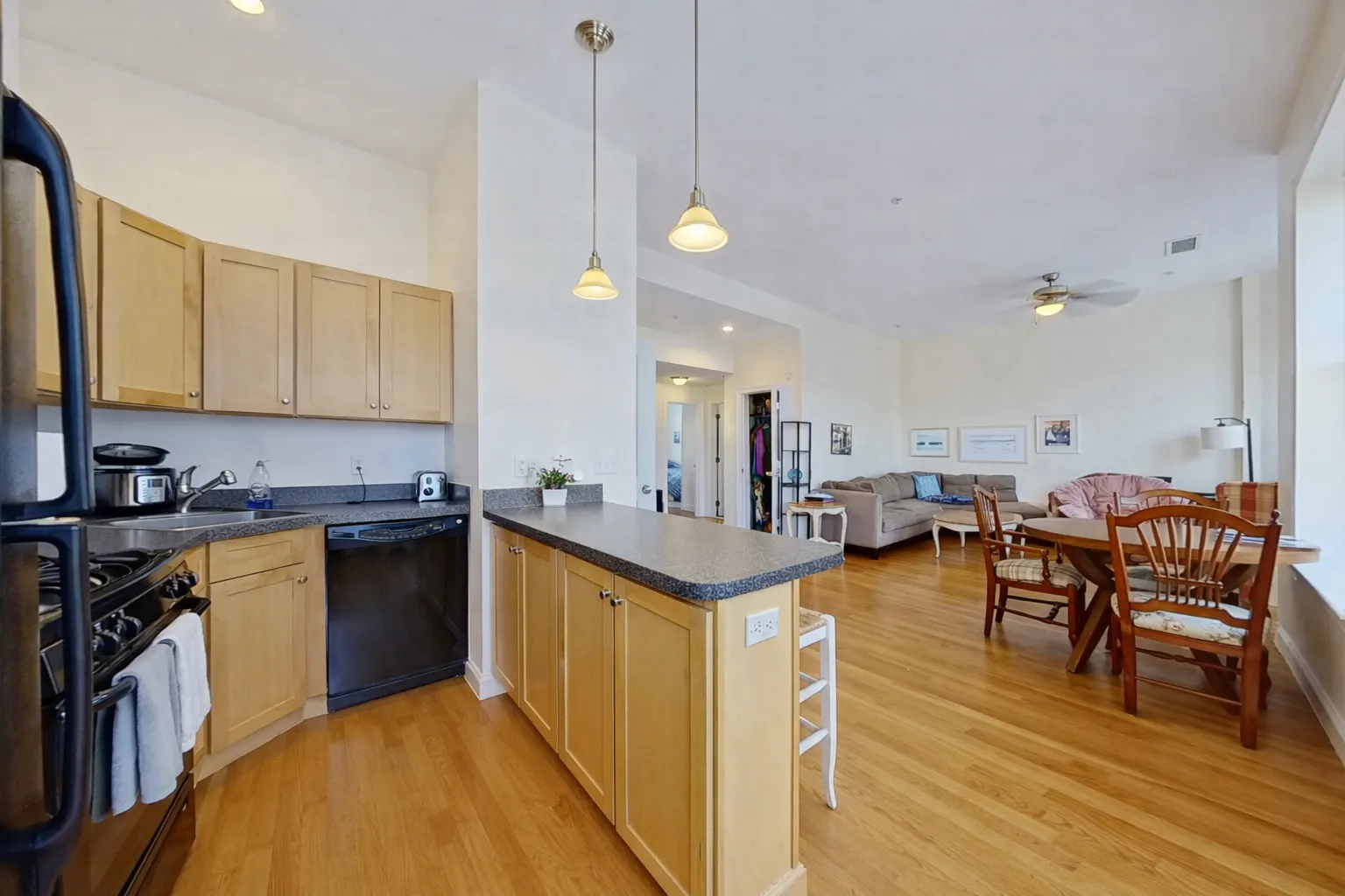 2 bed, 1 bath apartment for rent at 7 Sutherland Rd Unit 201, Brighton