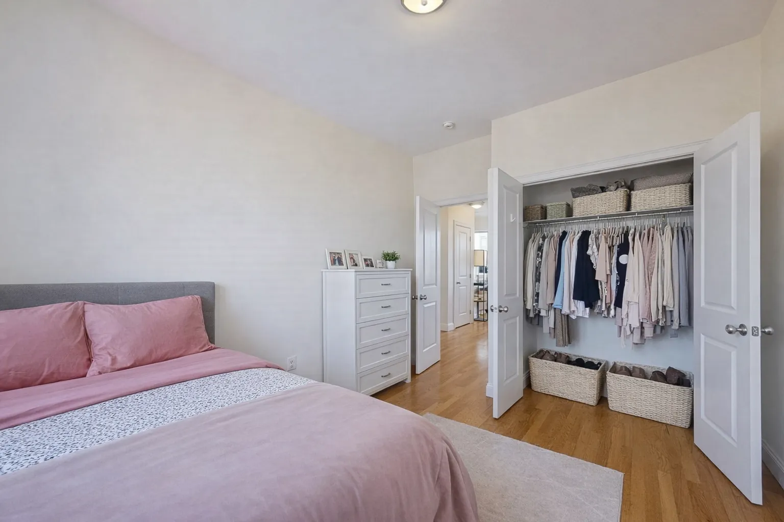 2 bed, 1 bath apartment for rent at 7 Sutherland Rd Unit 201, Brighton — photo 3 of 6