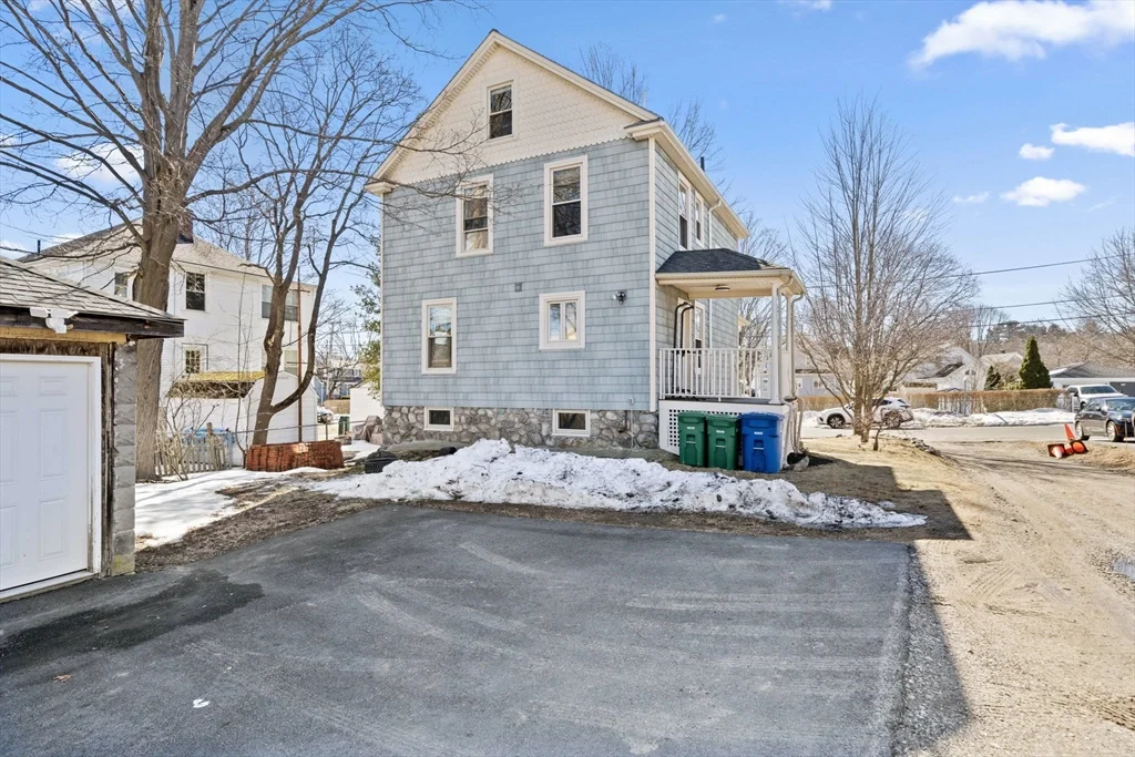 3 bed, 2 bath apartment for rent at 7 Sweetser Ave, Reading — photo 29 of 34