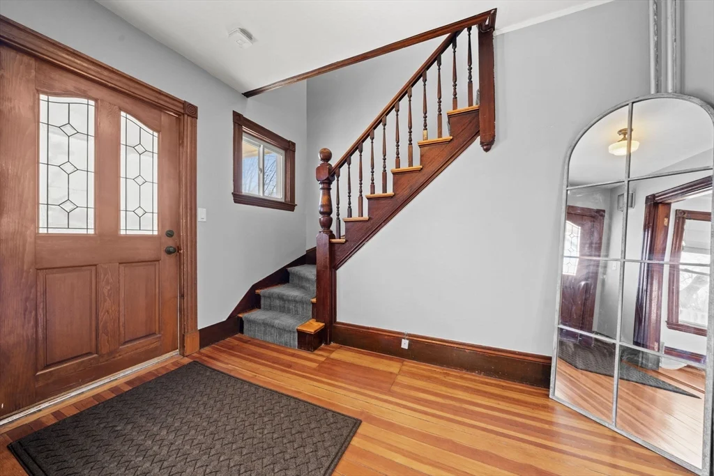 3 bed, 2 bath apartment for rent at 7 Sweetser Ave, Reading — photo 10 of 34