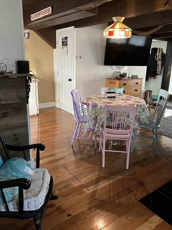 2 bed, 1 bath apartment for rent at 7 Tecumseh Ave Unit 7, Marshfield — photo 4 of 6