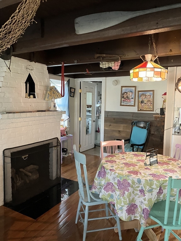 2 bed, 1 bath apartment for rent at 7 Tecumseh Ave Unit 7, Marshfield — photo 5 of 6