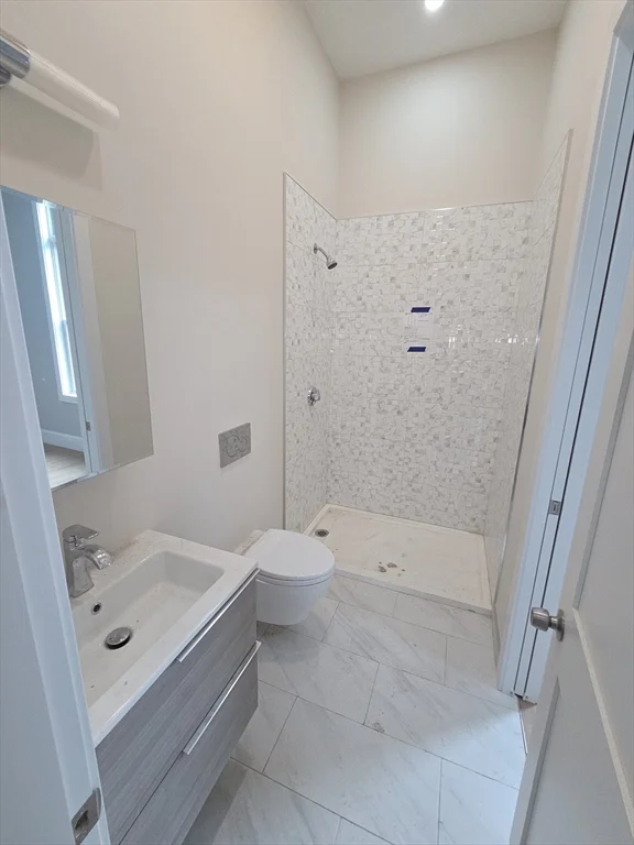4 bed, 4+ bath apartment for rent at 7 Thornley St Unit 3, Dorchester — photo 11 of 17