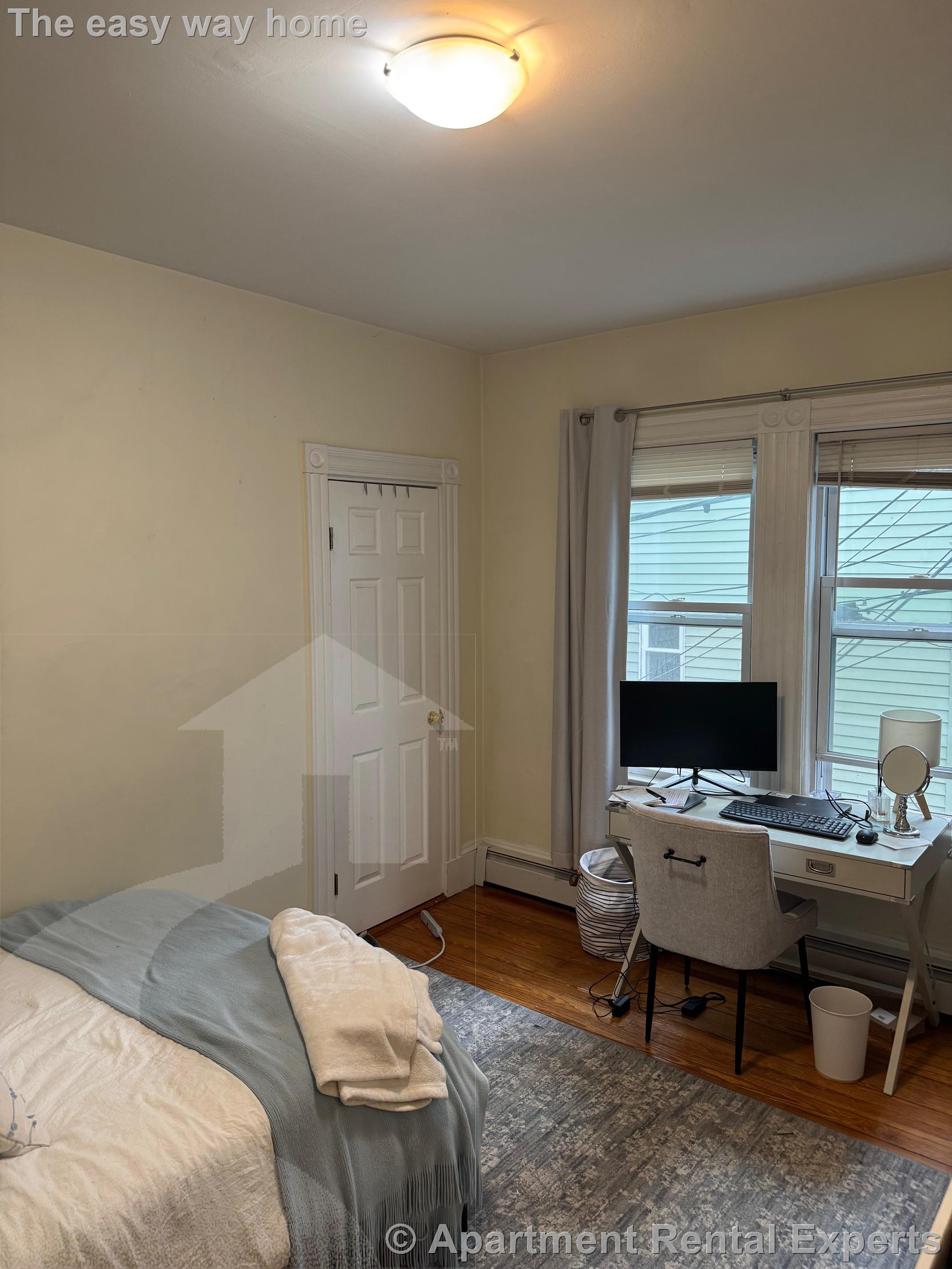 4 bed, 1 bath apartment for rent at 7 Timon Ave Unit 2, Brighton — photo 6 of 11