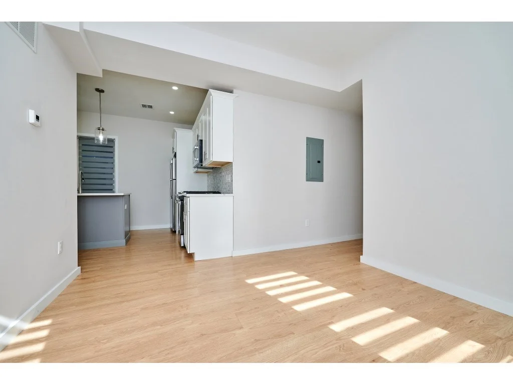 2 bed, 1 bath apartment for rent at 7 Transit St Unit A, South Boston — photo 3 of 17
