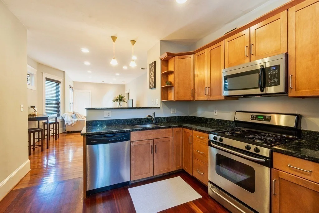 3 bed, 1 bath apartment for rent at 7 Treadway Rd Unit 1, Dorchester — photo 16 of 17