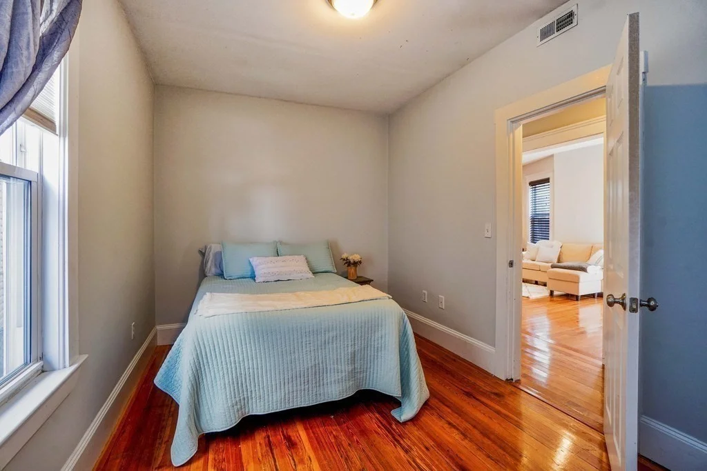 3 bed, 1 bath apartment for rent at 7 Treadway Rd Unit 1, Dorchester — photo 7 of 17