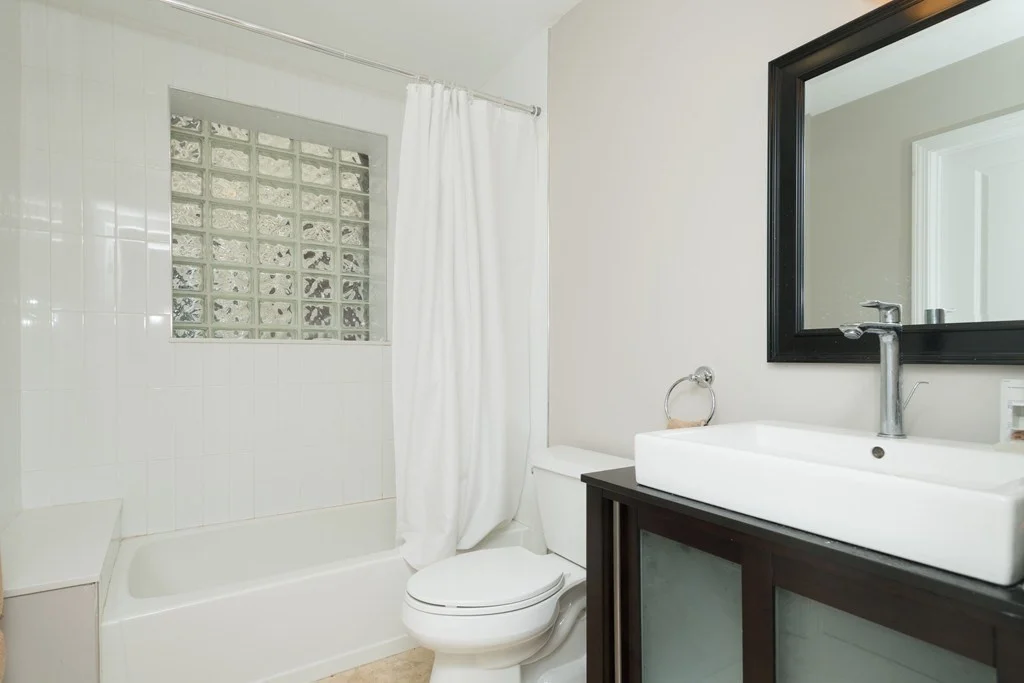 4 bed, 3 bath apartment for rent at 7 Tuckerman St Unit 1A, South Boston — photo 9 of 12