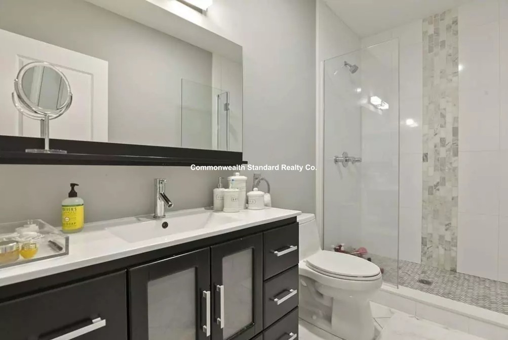 2 bed, 2 bath apartment for rent at 7 Tuckerman Unit 3, South Boston — photo 10 of 18