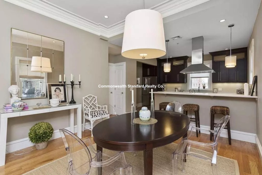 2 bed, 2 bath apartment for rent at 7 Tuckerman Unit 3, South Boston