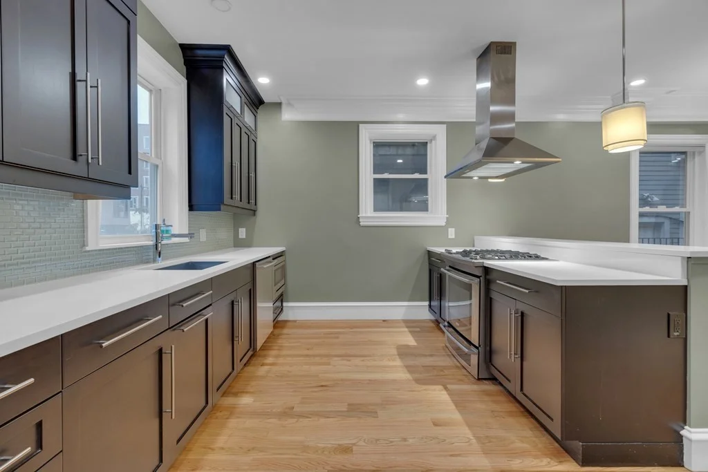 4 bed, 3 bath apartment for rent at 7 Tuckerman Unit A, South Boston