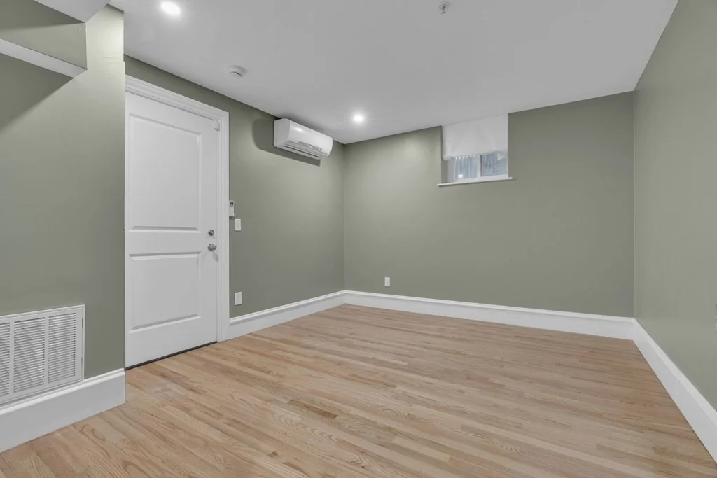 4 bed, 3 bath apartment for rent at 7 Tuckerman Unit A, South Boston — photo 22 of 26