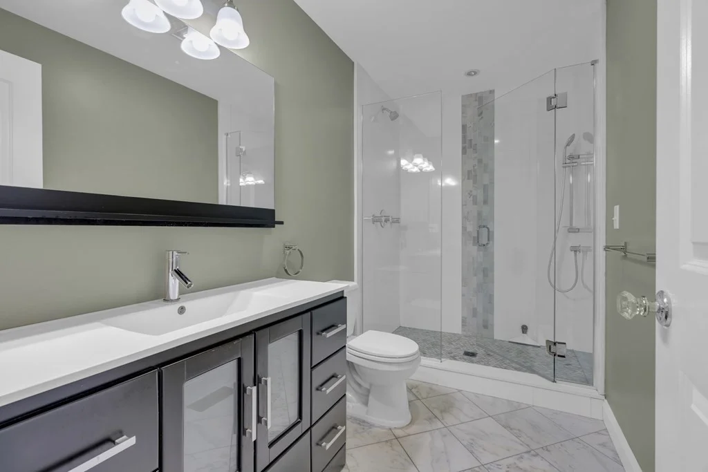 4 bed, 3 bath apartment for rent at 7 Tuckerman Unit A, South Boston — photo 10 of 26