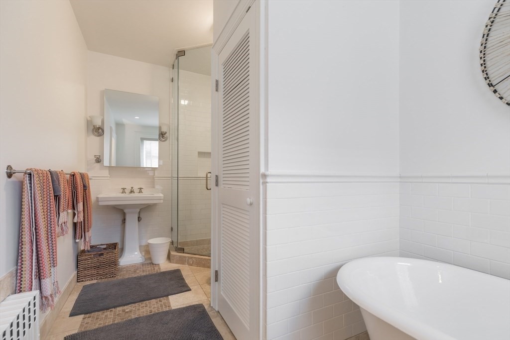 2 bed, 2 bath apartment for rent at 7 Union Park Unit Unit 2, South End — photo 13 of 14