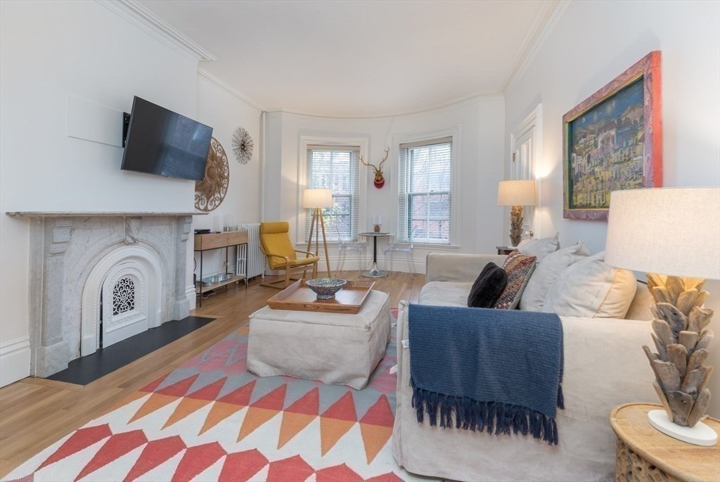 2 bed, 2 bath apartment for rent at 7 Union Park Unit Unit 2, South End — photo 2 of 14
