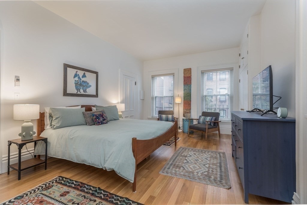 2 bed, 2 bath apartment for rent at 7 Union Park Unit Unit 2, South End — photo 6 of 14