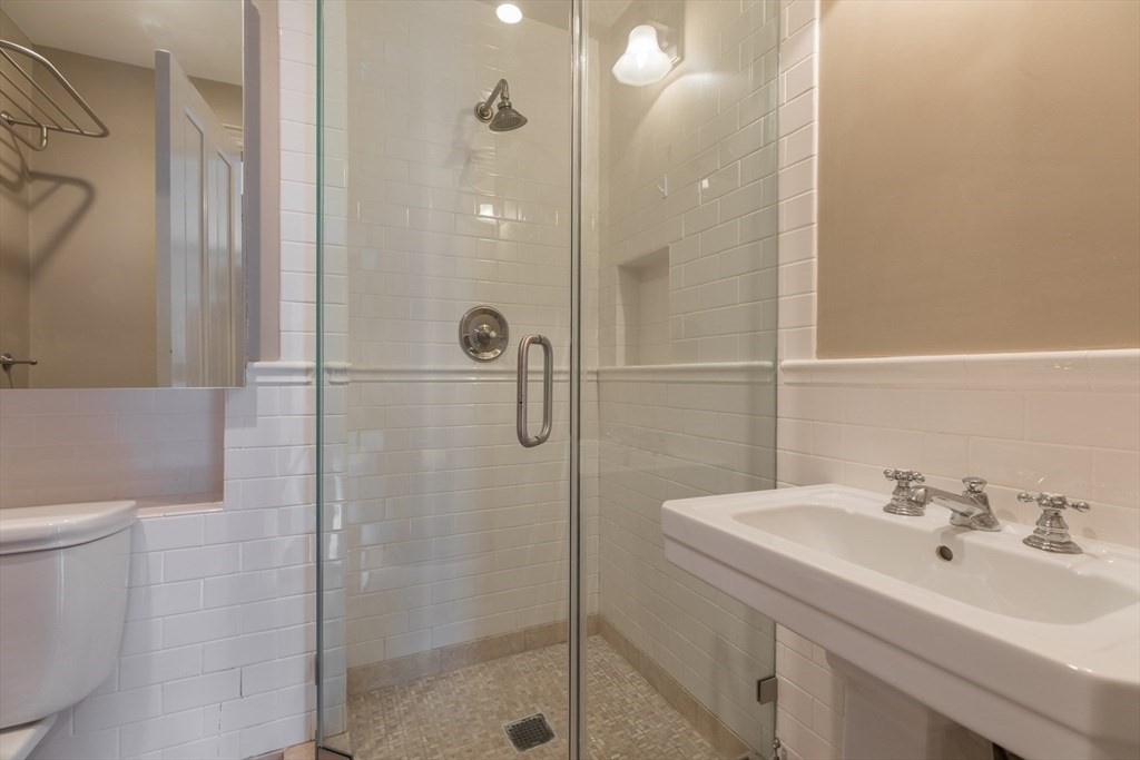 2 bed, 2 bath apartment for rent at 7 Union Park Unit Unit 2, South End — photo 14 of 14