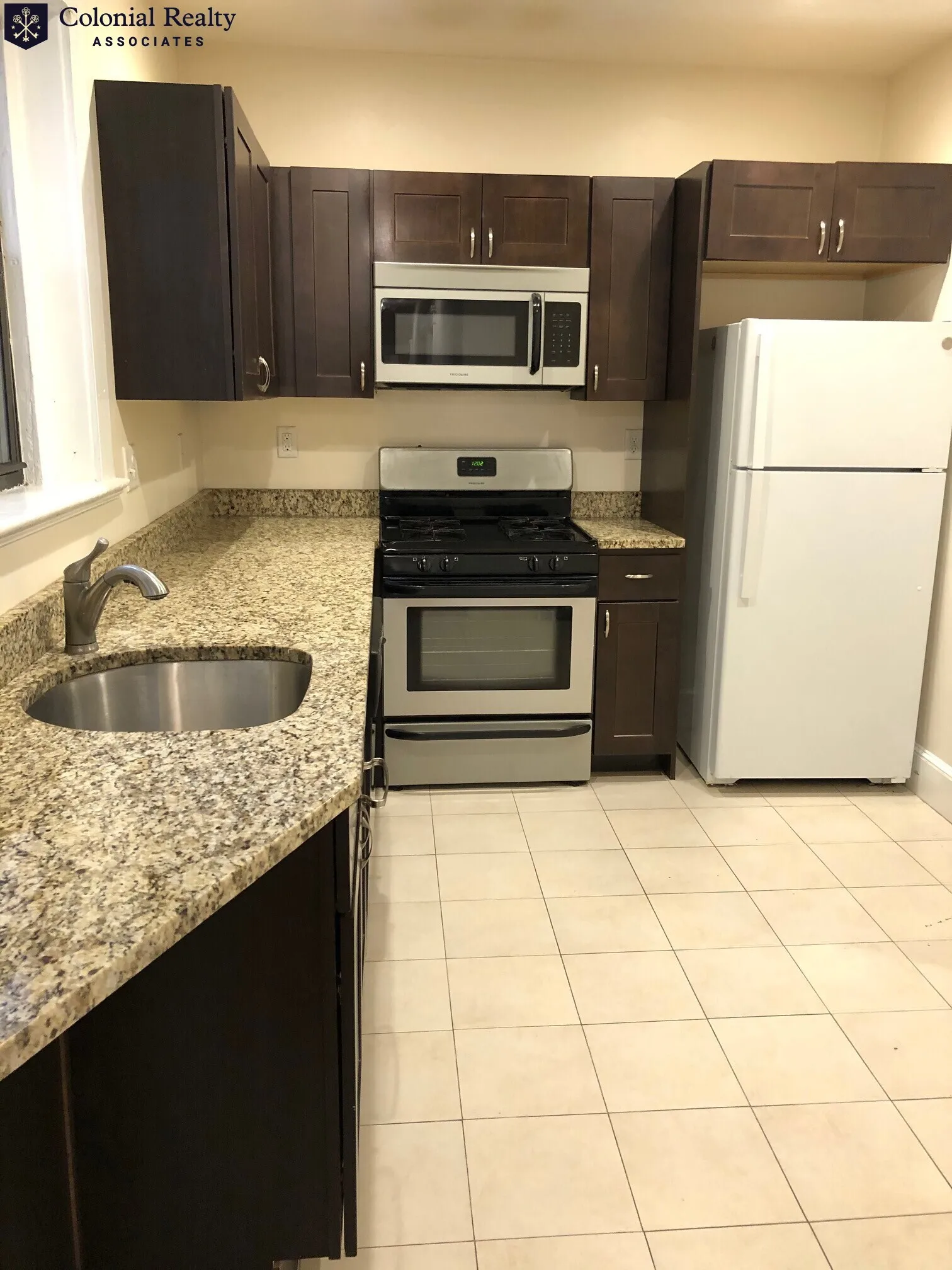 3.5 bed, 1 bath apartment for rent at 7 Upland Rd Unit 6, Neighborhood Nine — photo 10 of 15
