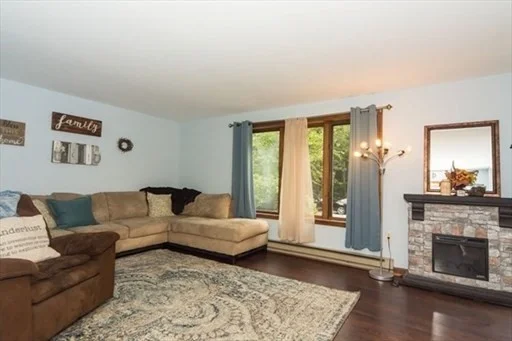3 bed, 1 bath apartment for rent at 7 Village Way Unit D, Norton — photo 9 of 19
