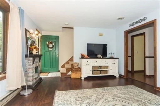 3 bed, 1 bath apartment for rent at 7 Village Way Unit D, Norton — photo 11 of 19