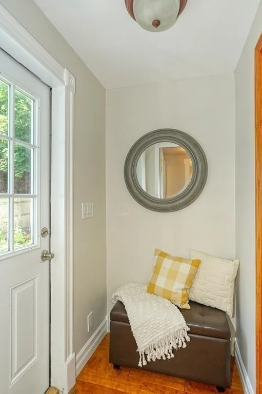 4 bed, 1 bath apartment for rent at 7 Vincent Ave, Belmont — photo 11 of 28