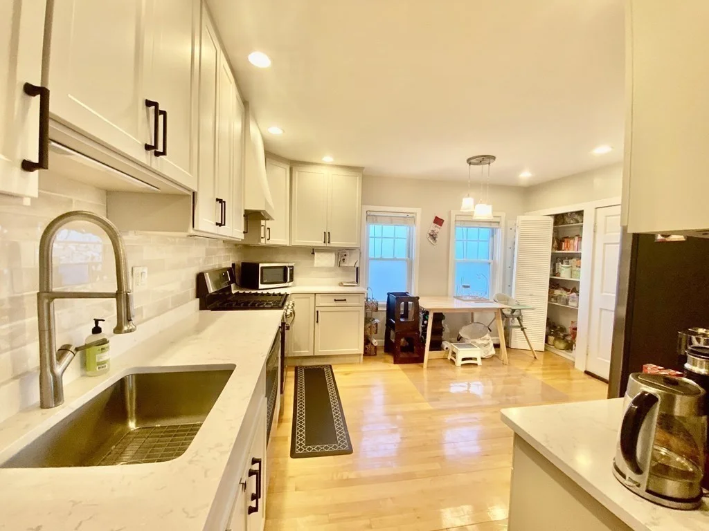 4 bed, 1 bath apartment for rent at 7 Vincent Ave, Belmont — photo 8 of 28