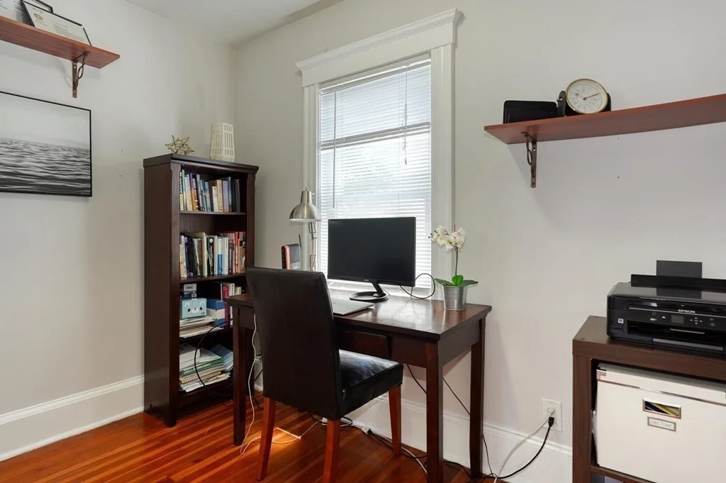 4 bed, 1 bath apartment for rent at 7 Vincent Ave, Belmont — photo 22 of 28