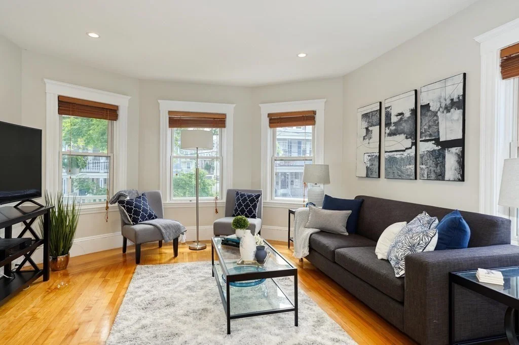 4 bed, 1 bath apartment for rent at 7 Vincent Ave, Belmont — photo 4 of 28