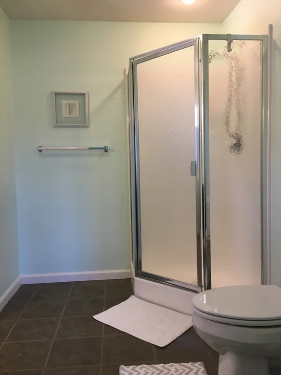 4 bed, 4+ bath apartment for rent at 7 Walnut St Unit 7, Needham — photo 17 of 32