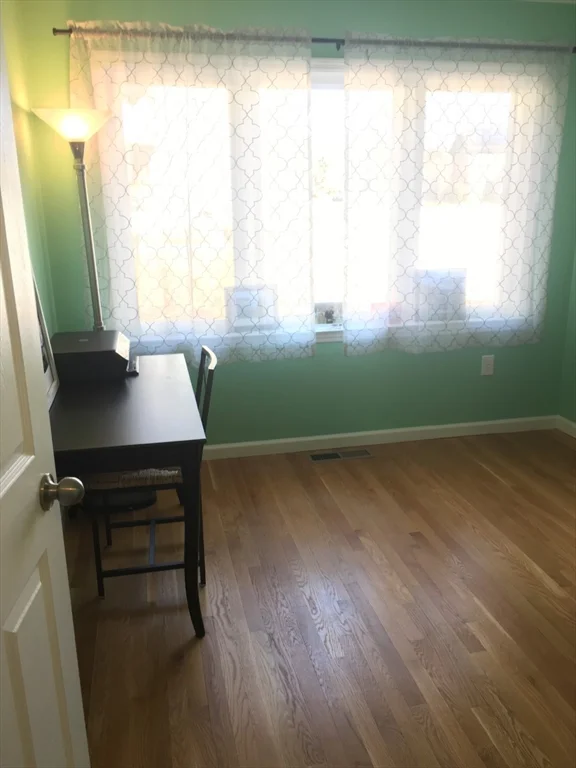 4 bed, 4+ bath apartment for rent at 7 Walnut St Unit 7, Needham — photo 18 of 32