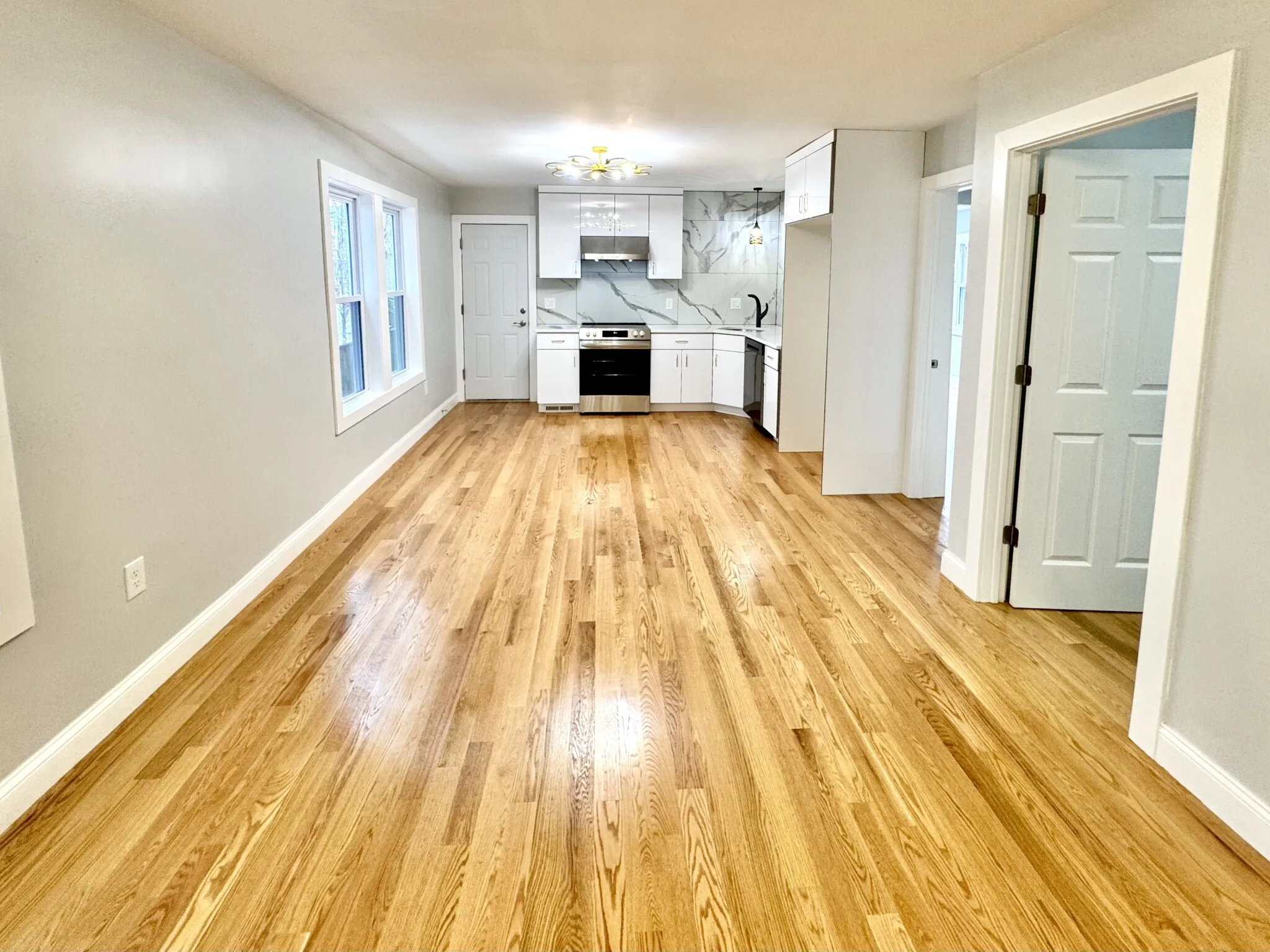 4 bed, 2 bath apartment for rent at 7 Ward St Unit 1, Ward Two — photo 22 of 39