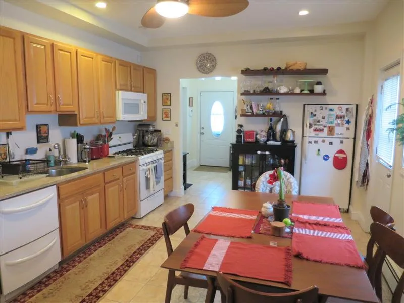 2 bed, 1 bath apartment for rent at 7 Wareham St Unit 1, South Medford — photo 1 of 18