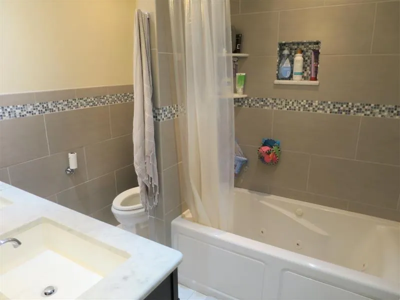 2 bed, 1 bath apartment for rent at 7 Wareham St Unit 1, South Medford — photo 13 of 18