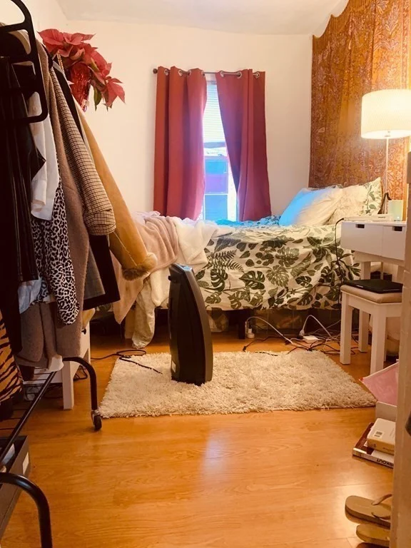 4 bed, 1 bath apartment for rent at 7 Warwick St Unit 3, Mission Hill — photo 6 of 10