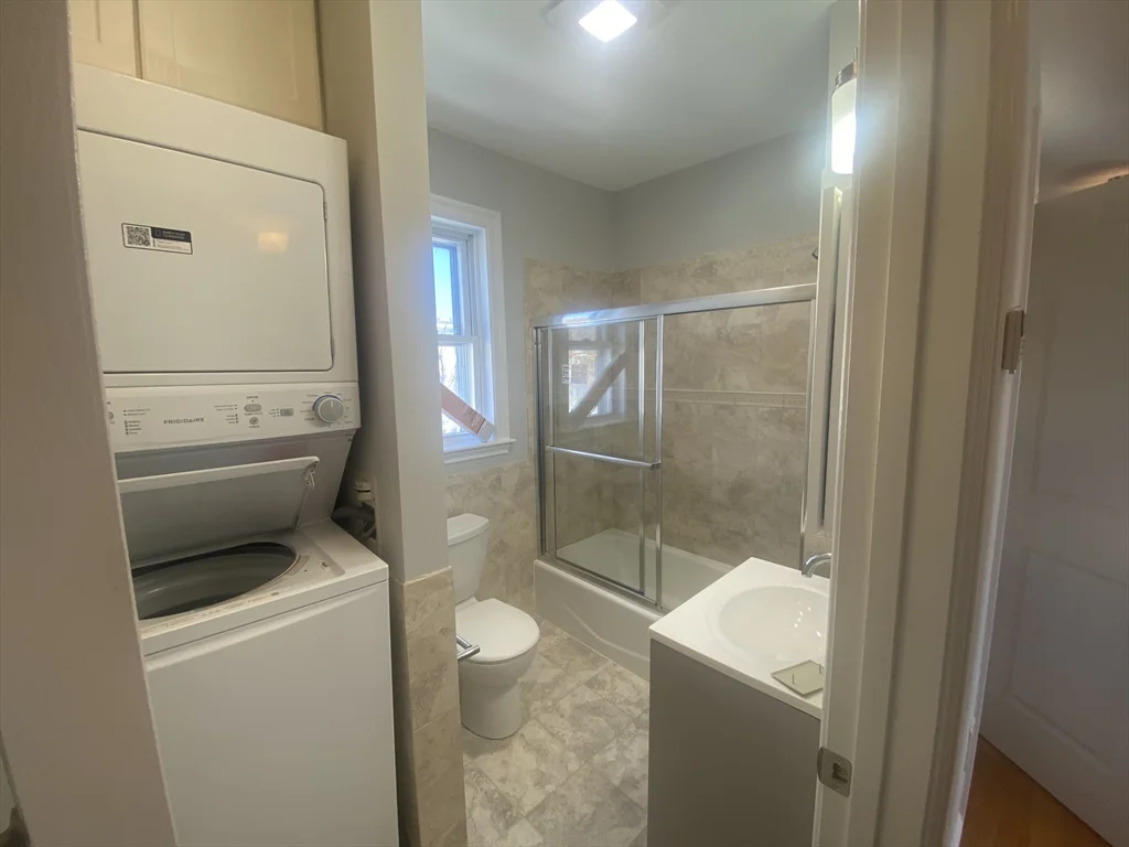 4 bed, 1 bath apartment for rent at 7 Wave Ave Unit 3, Revere — photo 12 of 12