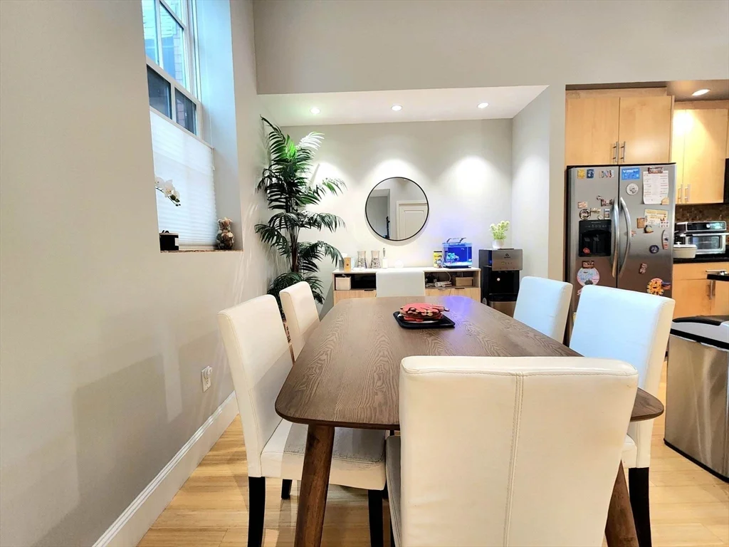 2 bed, 1 bath apartment for rent at 7 Waverley St Unit 7, Belmont — photo 6 of 29