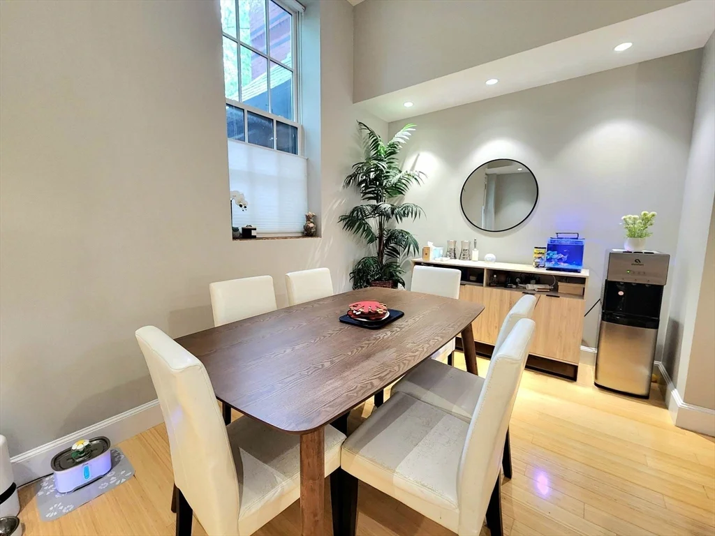 2 bed, 1 bath apartment for rent at 7 Waverley St Unit 7, Belmont — photo 7 of 29