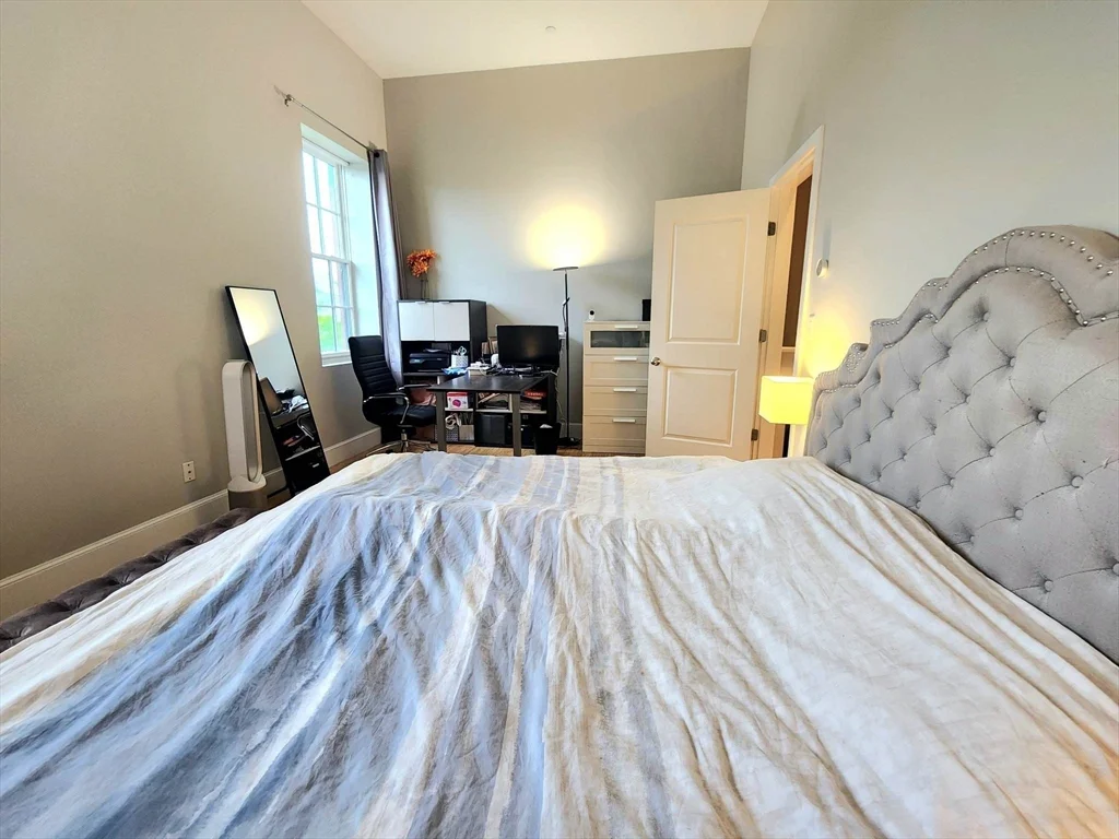 2 bed, 1 bath apartment for rent at 7 Waverley St Unit 7, Belmont — photo 21 of 29