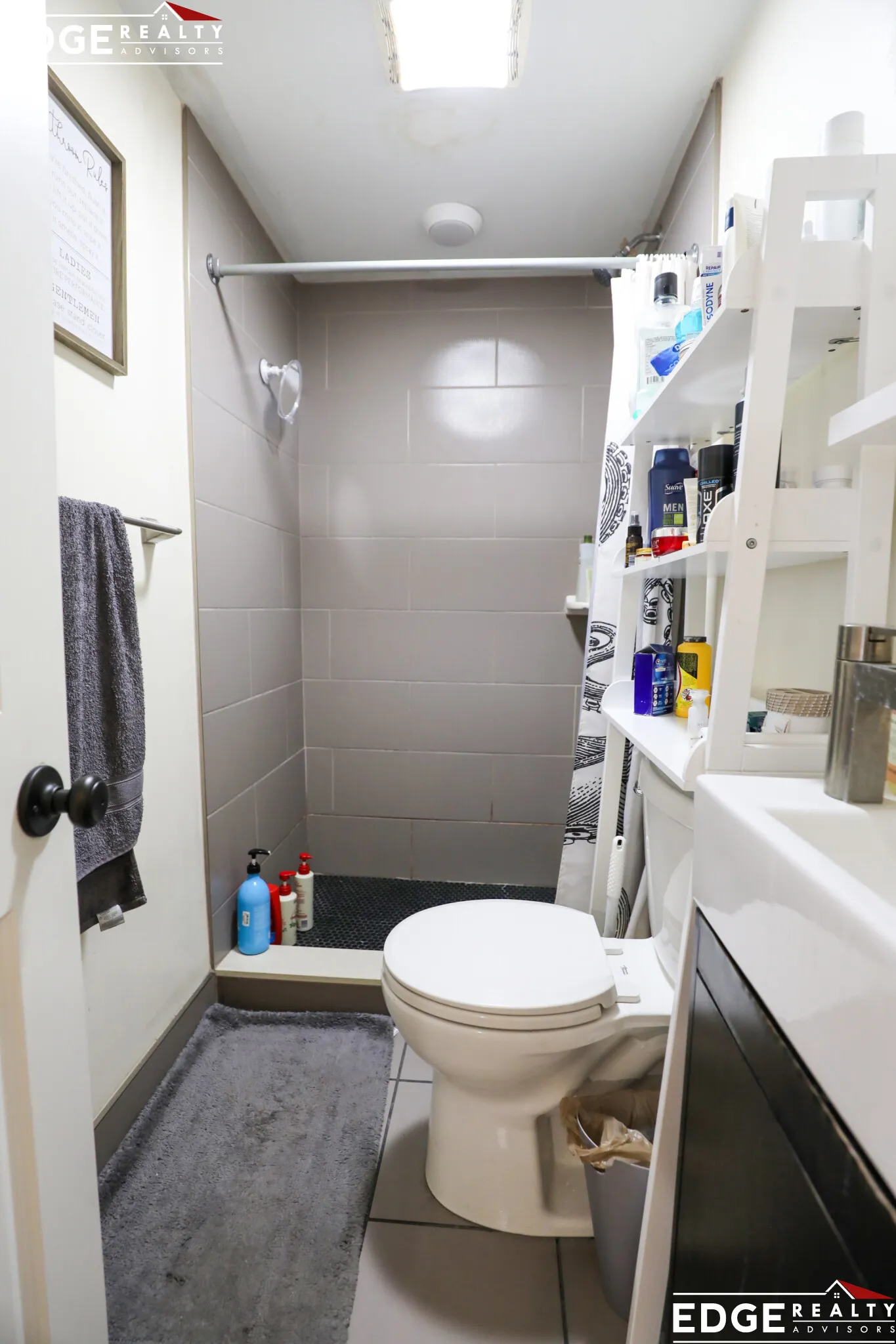 4 bed, 2 bath apartment for rent at 7 Weitz St Unit 1, Allston — photo 4 of 9