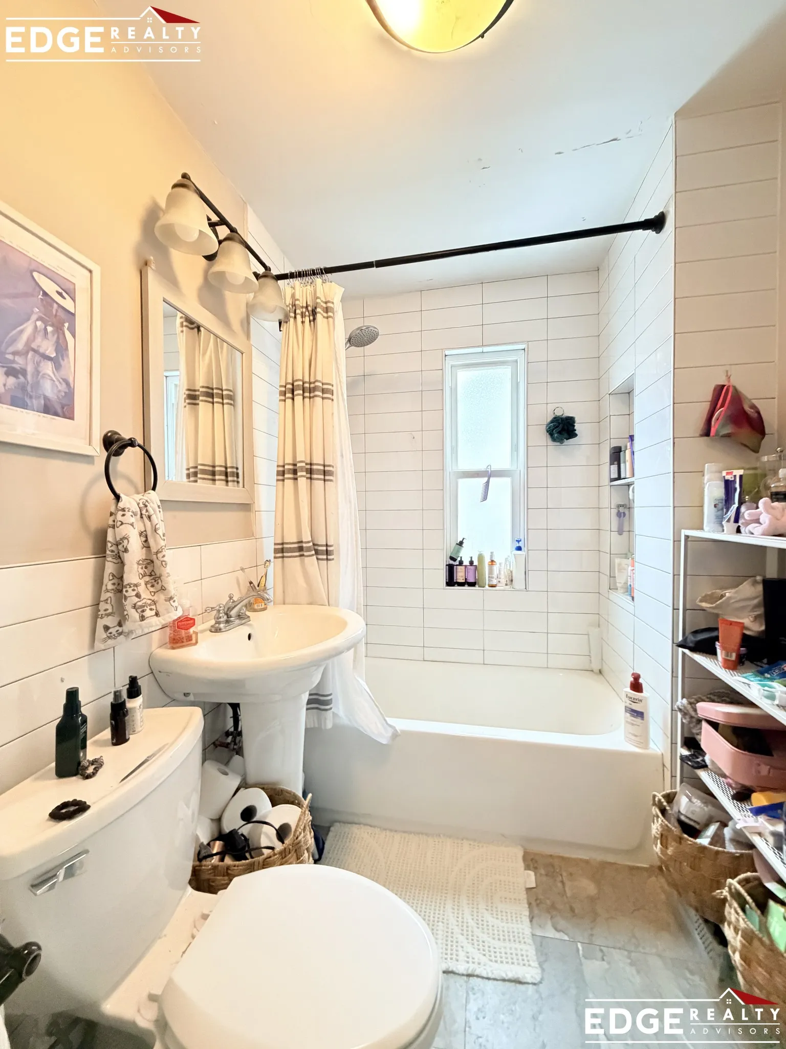 3 bed, 1 bath apartment for rent at 7 Weitz St Unit 2, Allston — photo 8 of 9