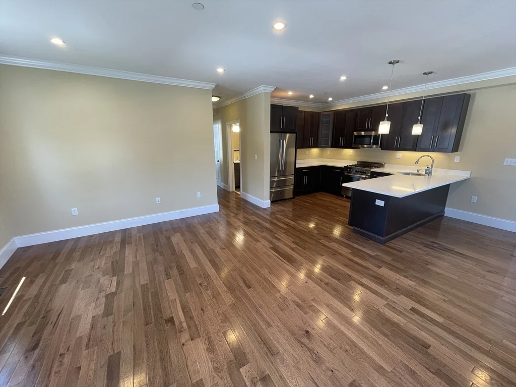 2 bed, 2 bath apartment for rent at 7 Wendell Pl Unit 3, South Boston — photo 12 of 18