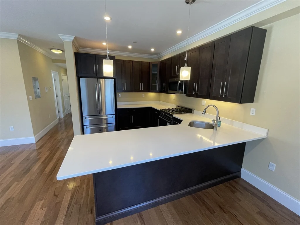 2 bed, 2 bath apartment for rent at 7 Wendell Pl Unit 3, South Boston — photo 14 of 18