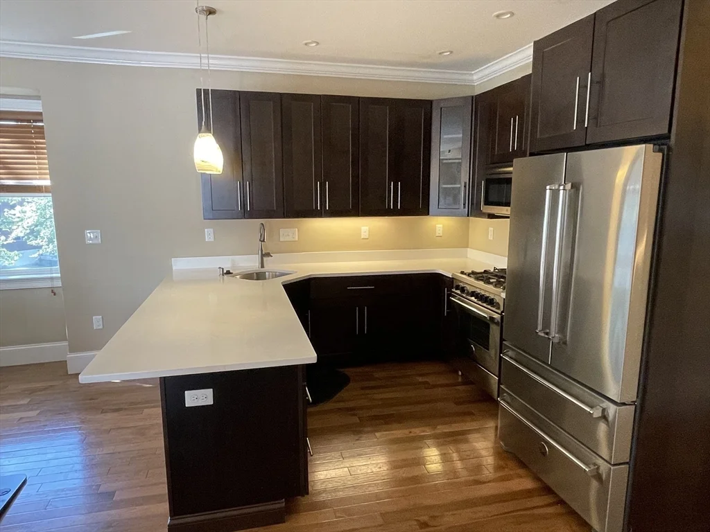 2 bed, 2 bath apartment for rent at 7 Wendell Pl Unit 4, South Boston — photo 14 of 22