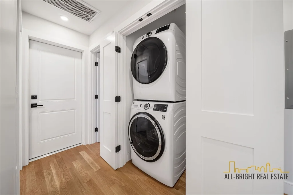 4 bed, 2 bath apartment for rent at 7 Wenham Unit 1, Jamaica Plain — photo 12 of 13
